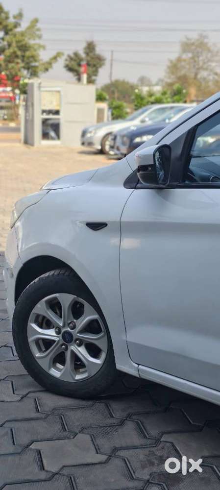 Ford Figo 1.5p Titanium At, 2018, Petrol