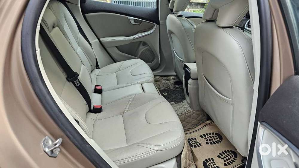 Volvo V40 Cross Country D3, 2016, Diesel
