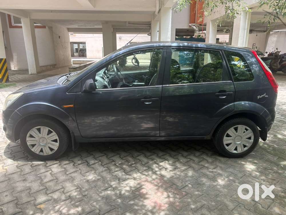 Ford Figo Petrol Manual 2011