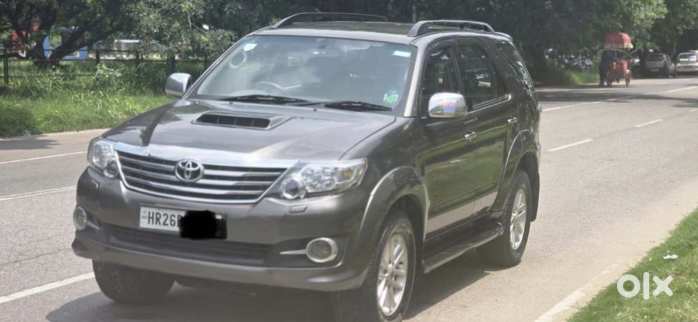 Toyota Fortuner 3.0 4x4 Manual, 2010, Diesel