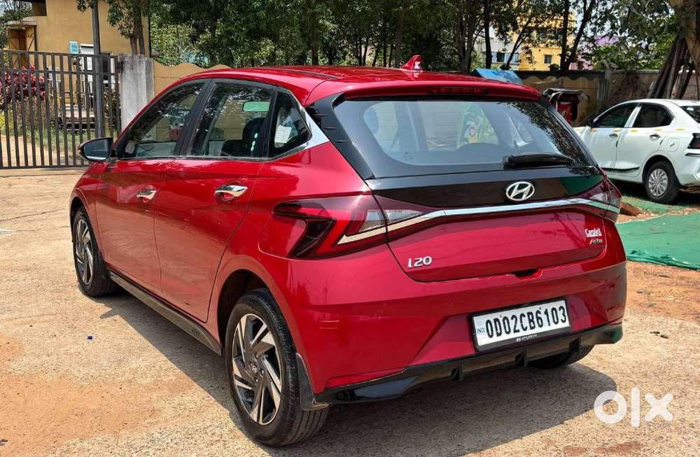 Hyundai I20 1.4 Asta (o) At With Sunroof, 2022, Petrol