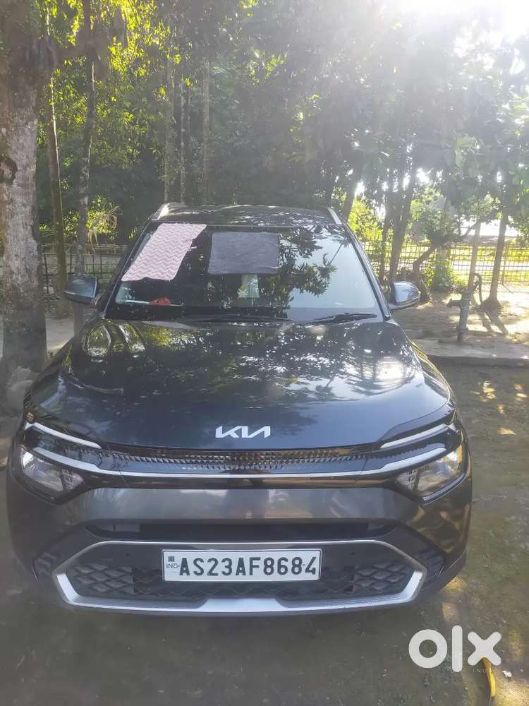 Kia Carens 2023 Petrol 60500 Km Driven