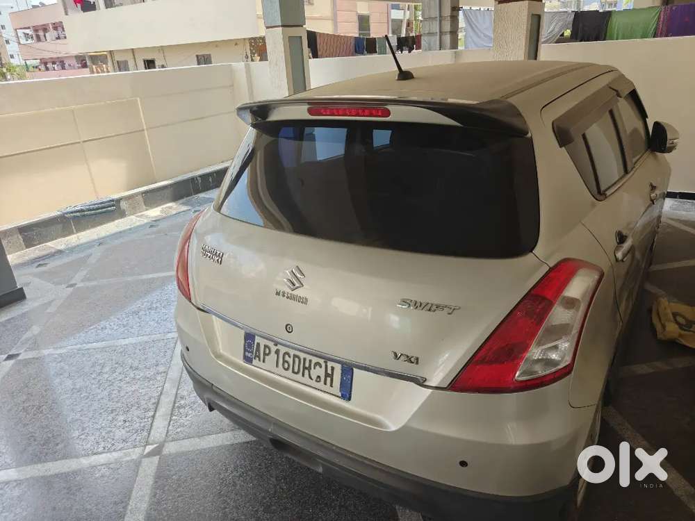 Maruthi Swift Vxi Petrol Sports Edition