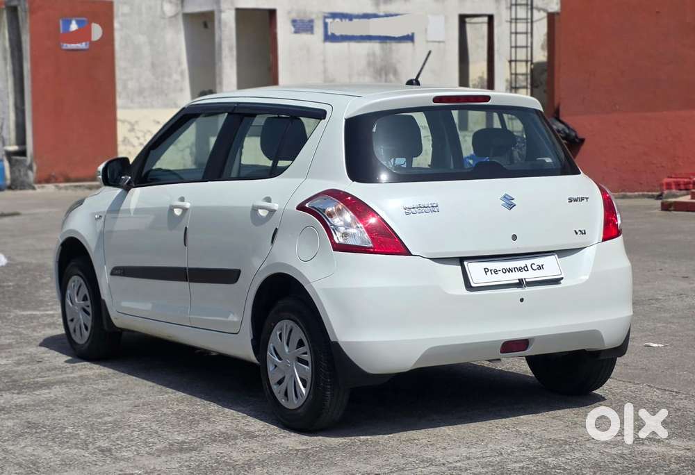 Maruti Suzuki Swift Vxi, 2017, Petrol