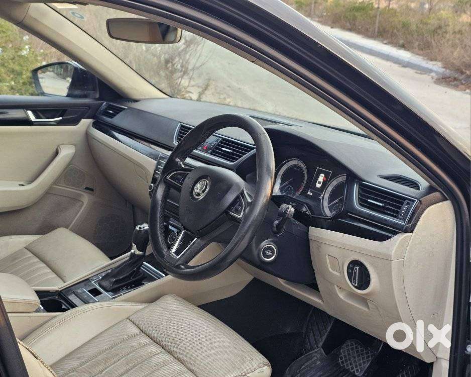 Skoda Superb Elegance Tdi 2.0 At, 2017, Diesel