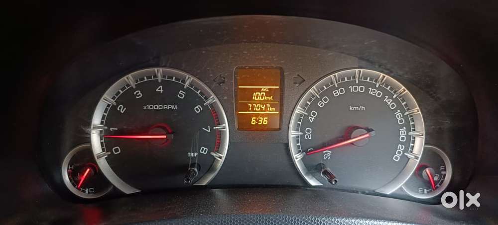 Maruti Suzuki Swift Vxi + Manual, 2017, Petrol