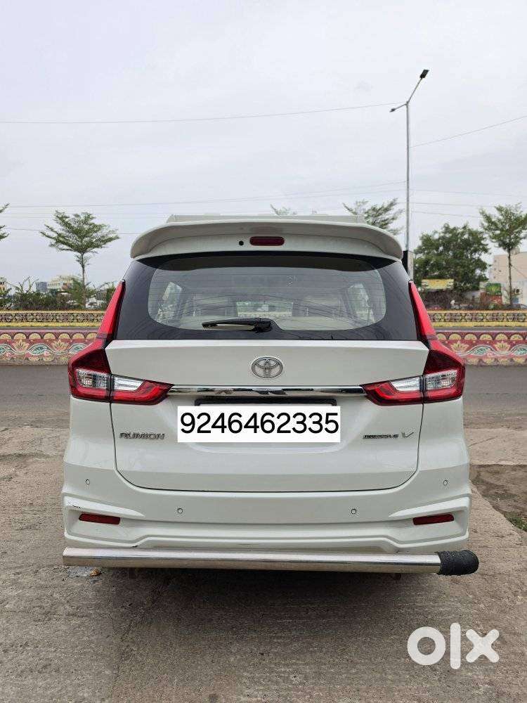 Toyota Rumion V Mt, 2023, Petrol