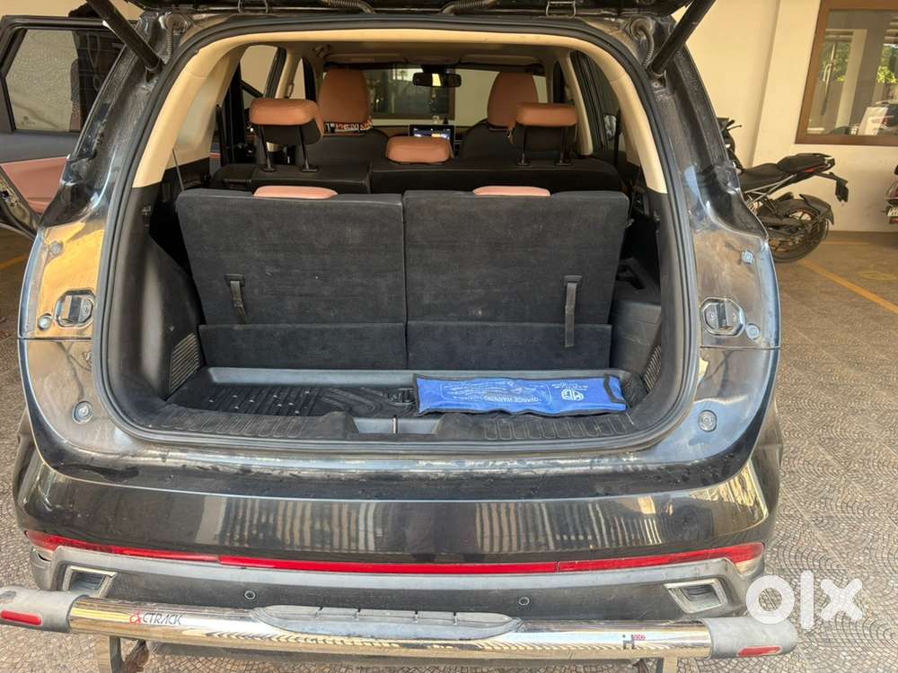 2023 Mg Hector Plus Petrol Automatic Top End