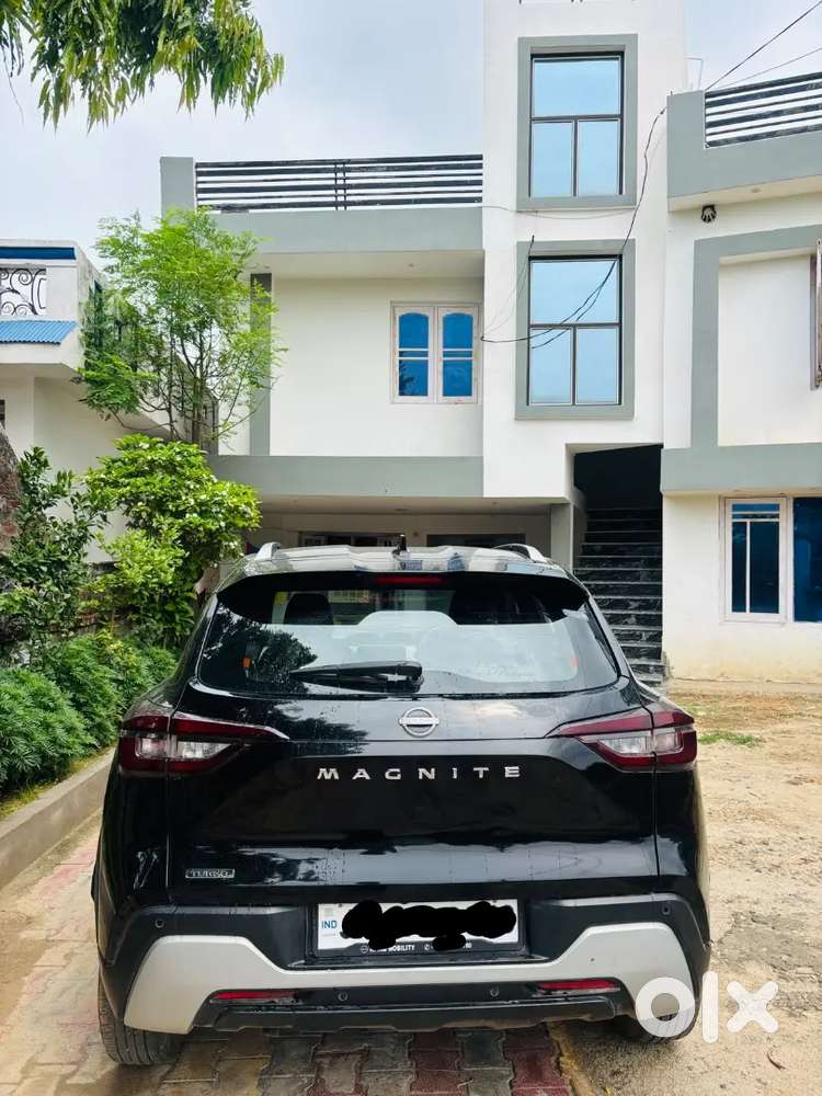 Nissan Magnite Turbo 2024 Petrol Well Maintained