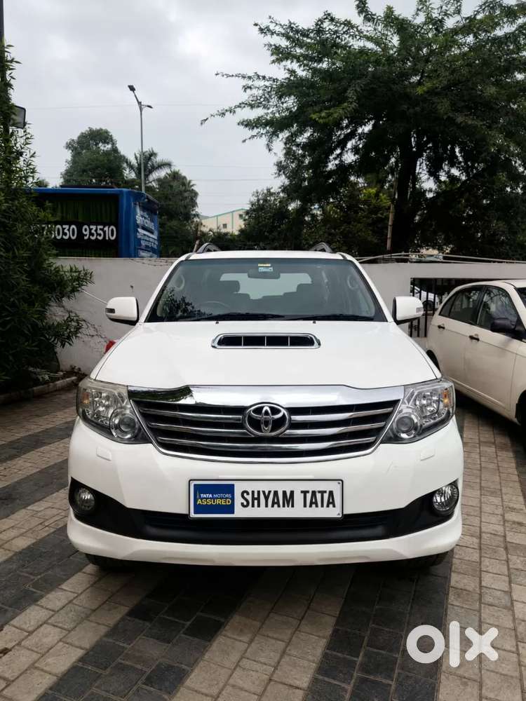 Toyota Fortuner 4x2 At, 2014, Diesel