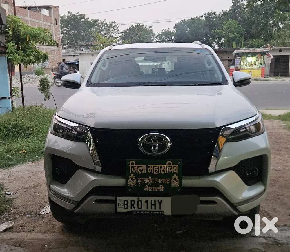 Toyota Fortuner 2024 Diesel 36374 Km Driven