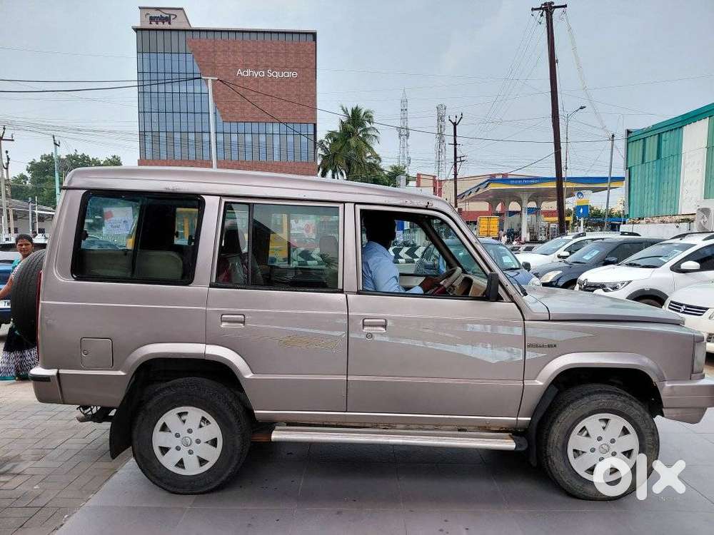 Tata Sumo Delux, 2001, Petrol