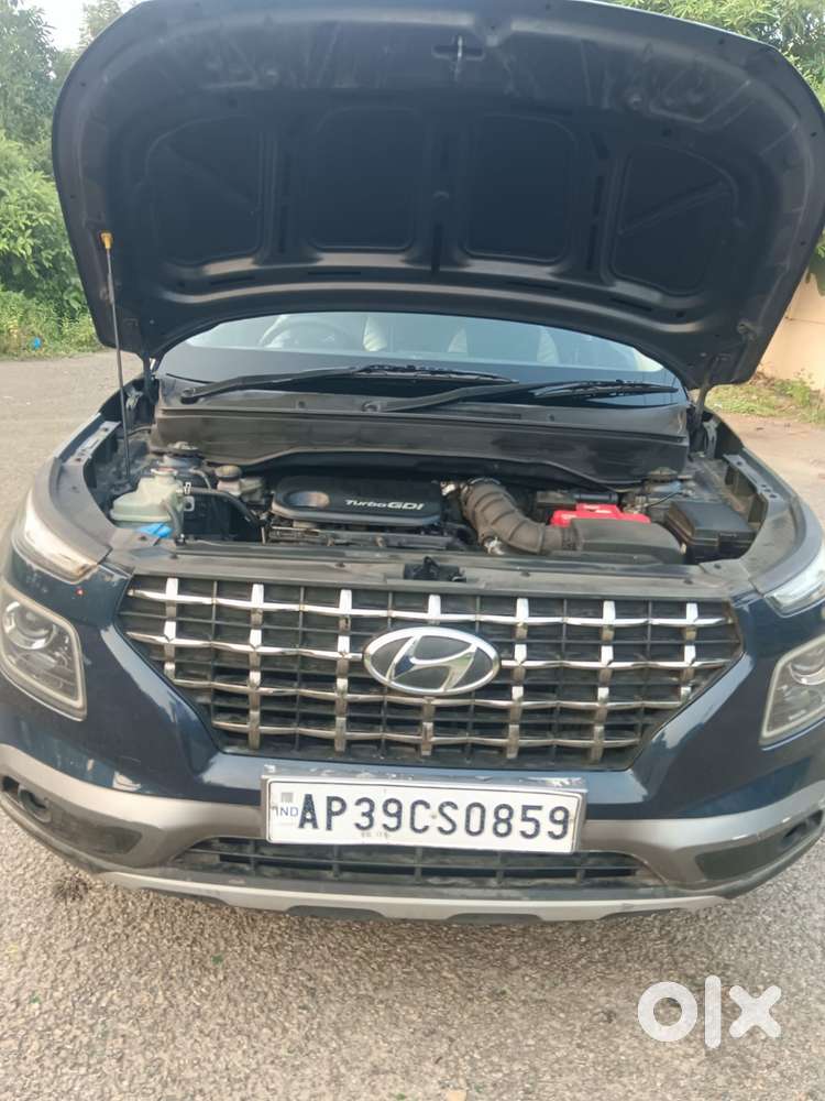 Hyundai Venue, 2021, Petrol