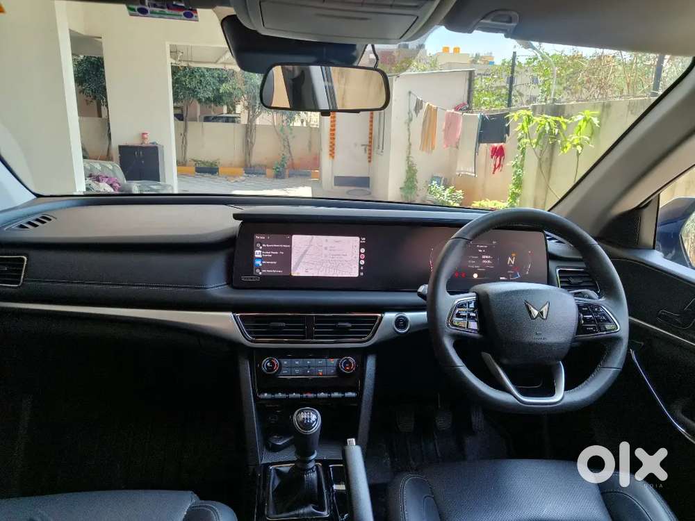 Mahindra Xuv700 2025 Diesel 8800 Km Driven