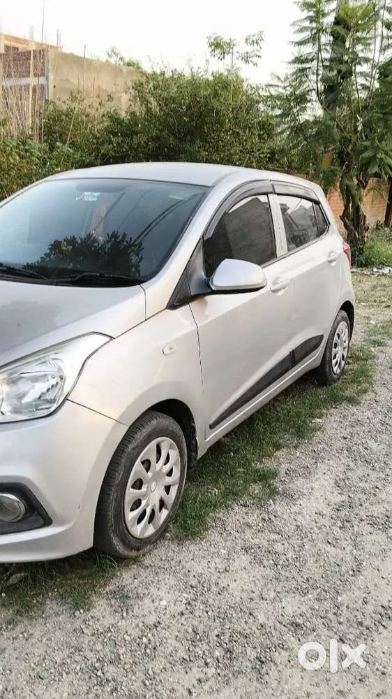 Hyundai Grand I10 2016 Petrol 54300 Km Driven