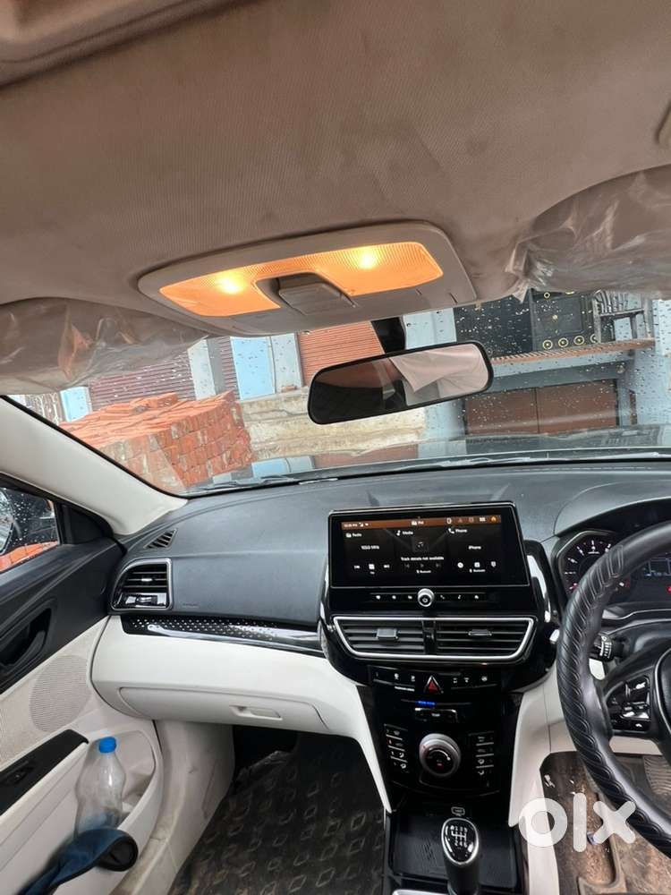 Mahindra Xuv 3xo 2023