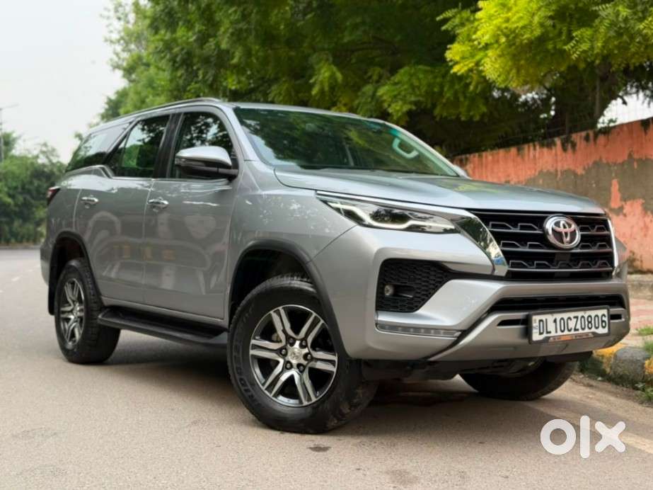 Toyota Fortuner, 2025, Petrol