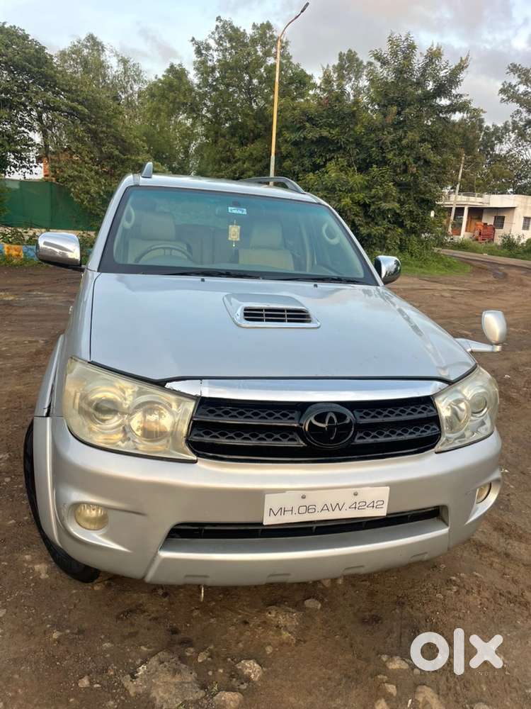 Toyota Fortuner Diesel Manual 2009
