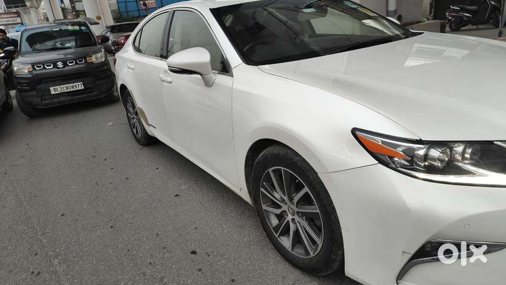 Lexus Es 300 Hybrid 2017 Petrol Good Condition
