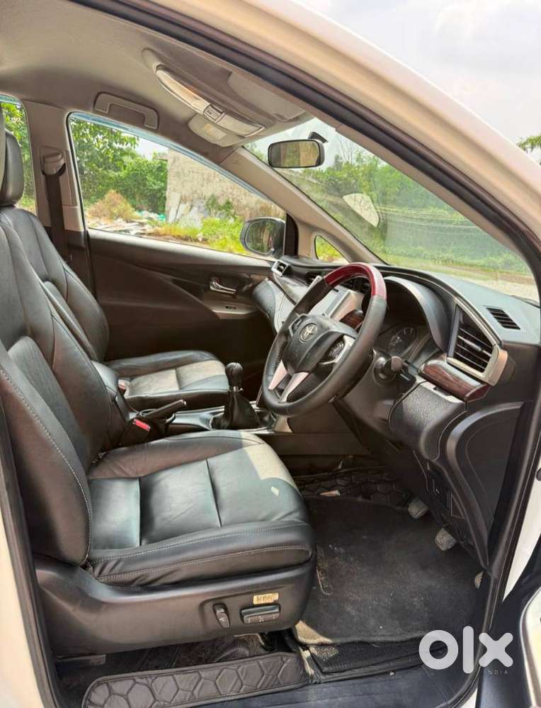 Toyota Innova Crysta 2.4 Zx Mt, 2017, Diesel