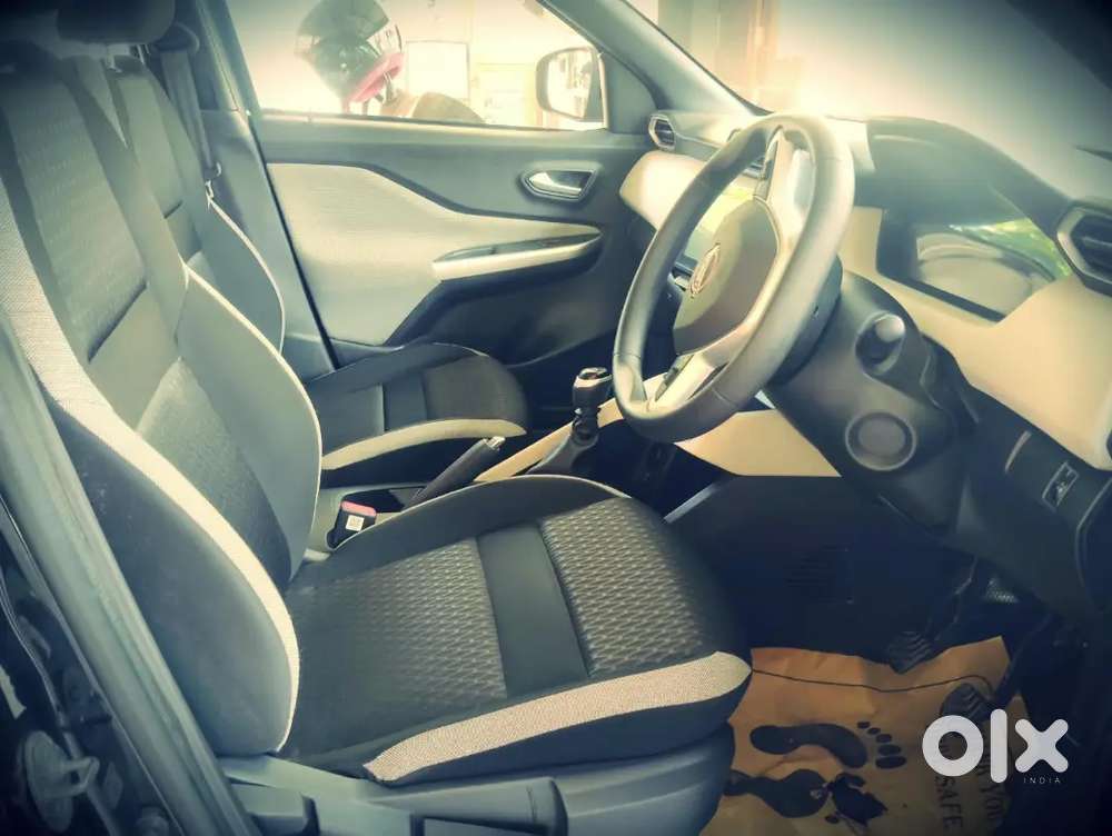 Nissan Magnite 1.0 Xv 2021 Showroom Condition Well Maintained