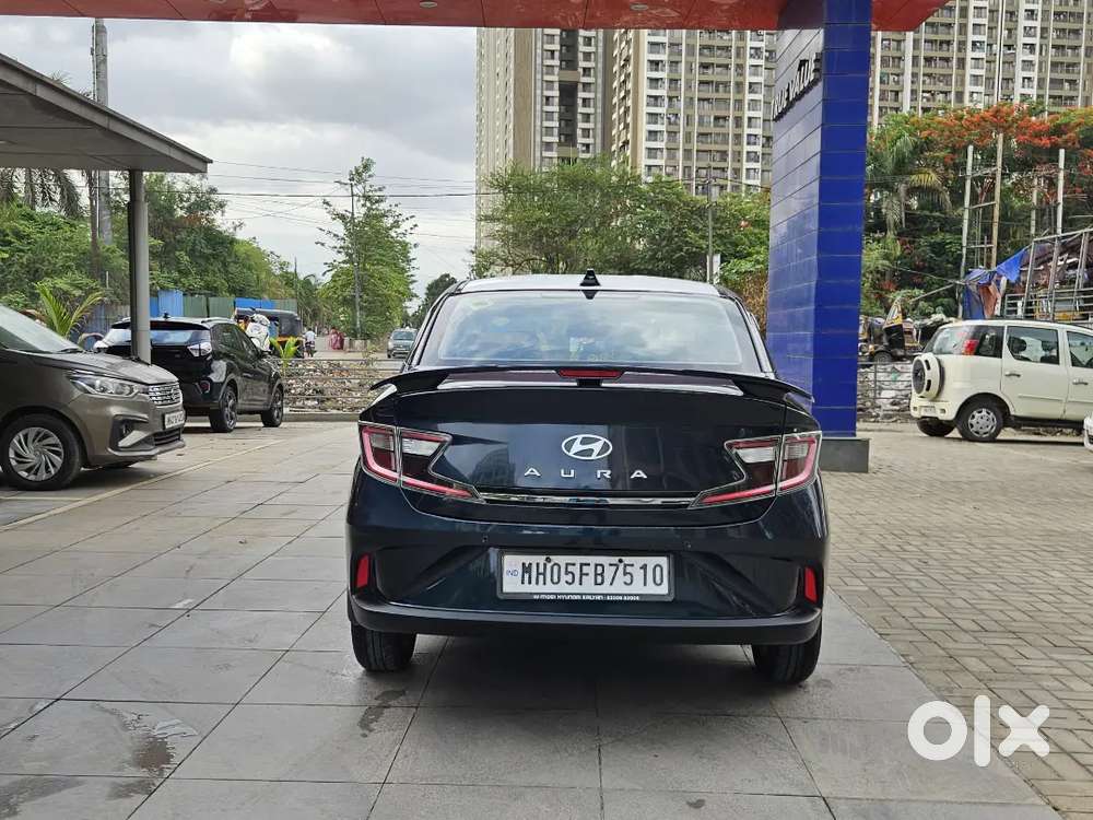 Hyundai Aura 2023 Cng & Hybrids Well Maintained