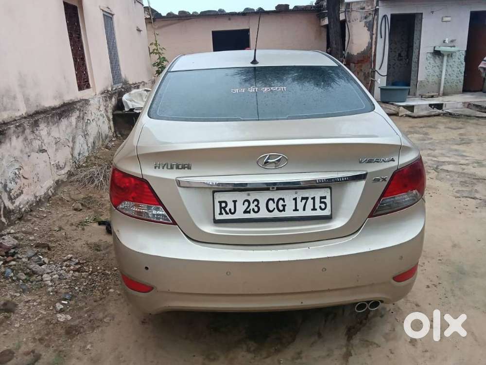 Hyundai Fluidic Verna 2011