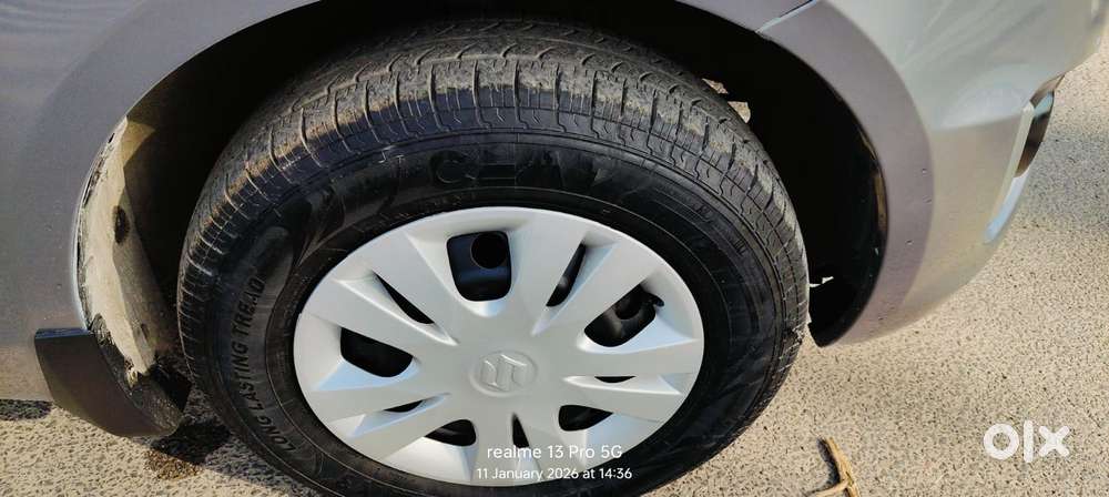 Maruti Suzuki Swift Lxi Option, 2017, Petrol