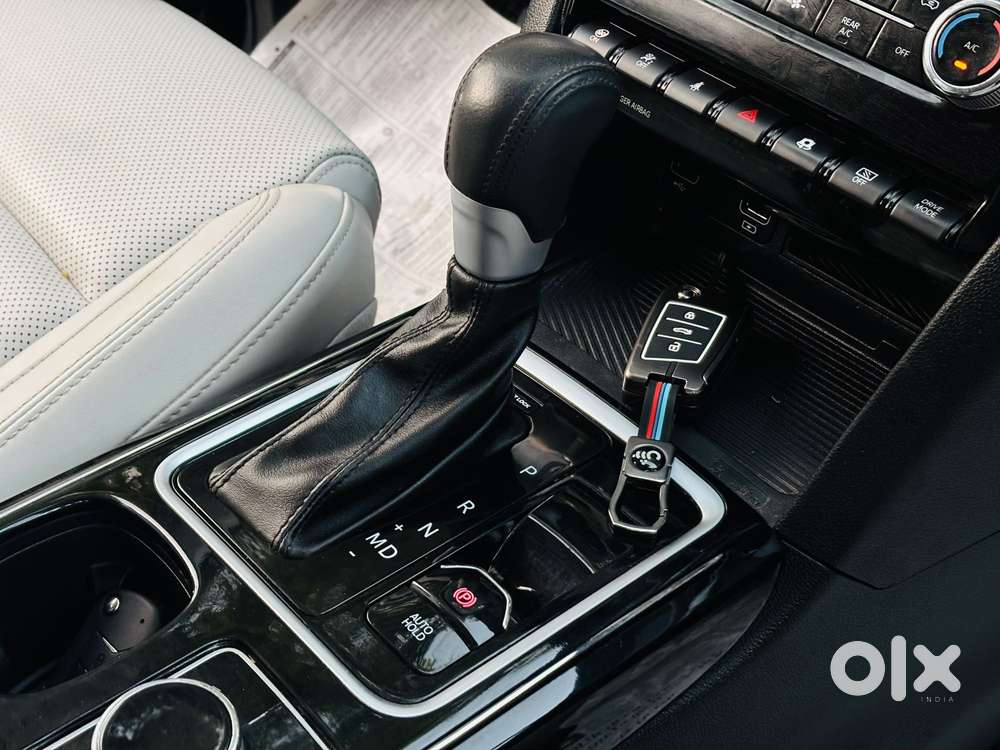 Mahindra Xuv700 Ax7l 6 Str At, 2024, Diesel