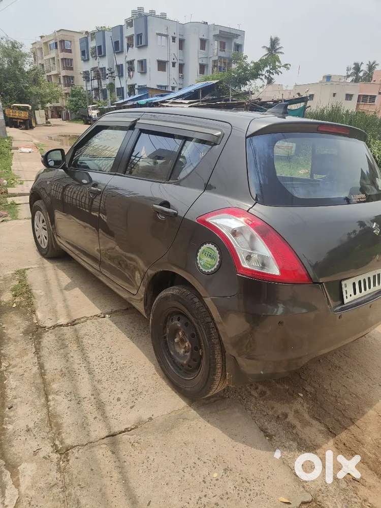 Maruti Suzuki Swift 2015