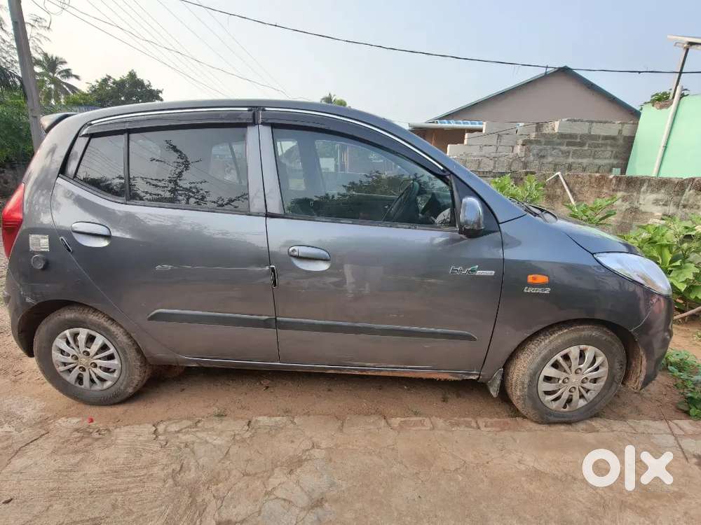 Hyundai I10 Sportz 2013 Petrol & Lpg 153 Km