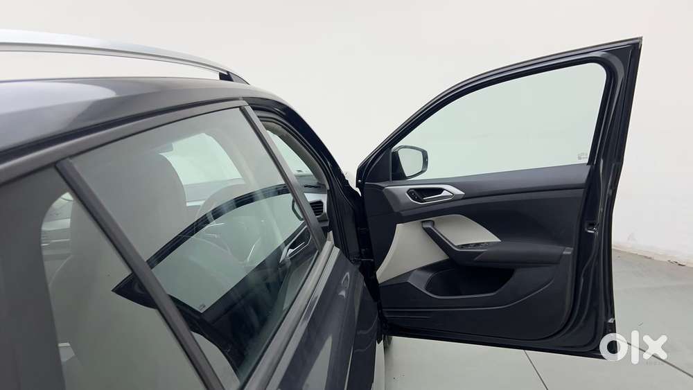 Volkswagen Taigun 1.0 Tsi Highline At, 2022, Petrol