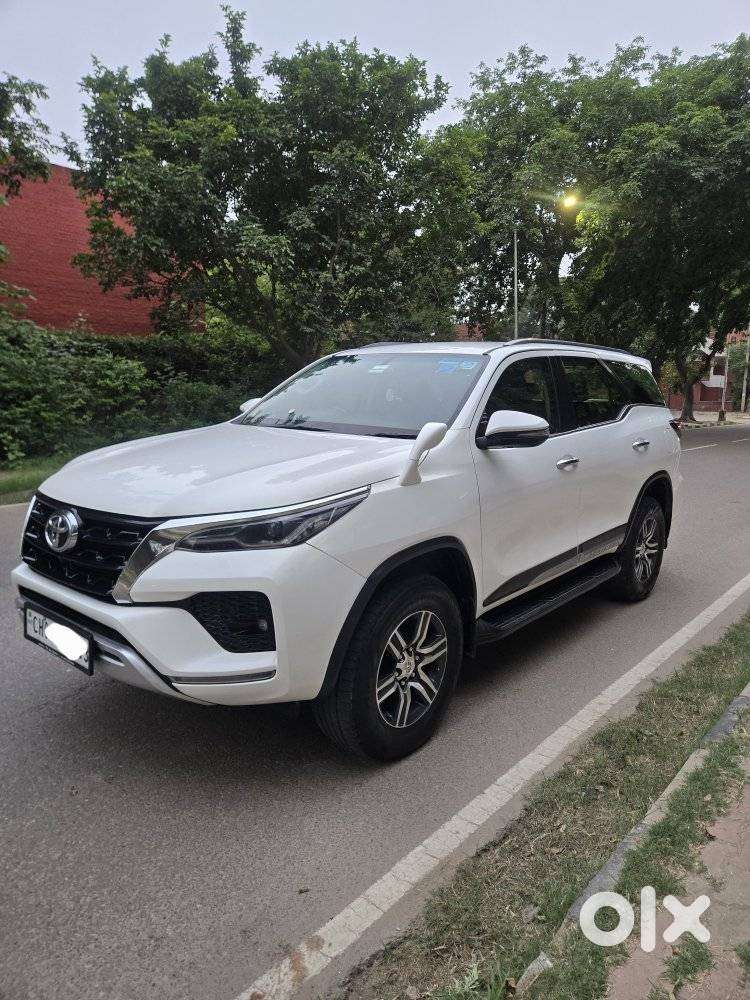 Toyota Fortuner 4x2 At 2.8 Diesel, 2020, Diesel