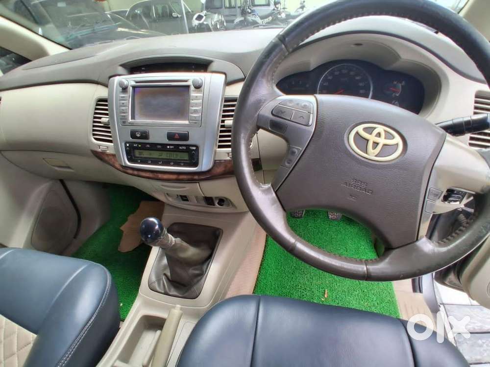 Toyota Innova 2.5 V 7 Str, 2014, Diesel