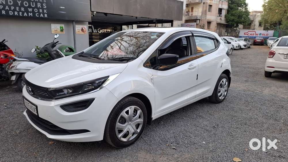 Tata Altroz 1.2 Xm Plus, 2023, Cng & Hybrids