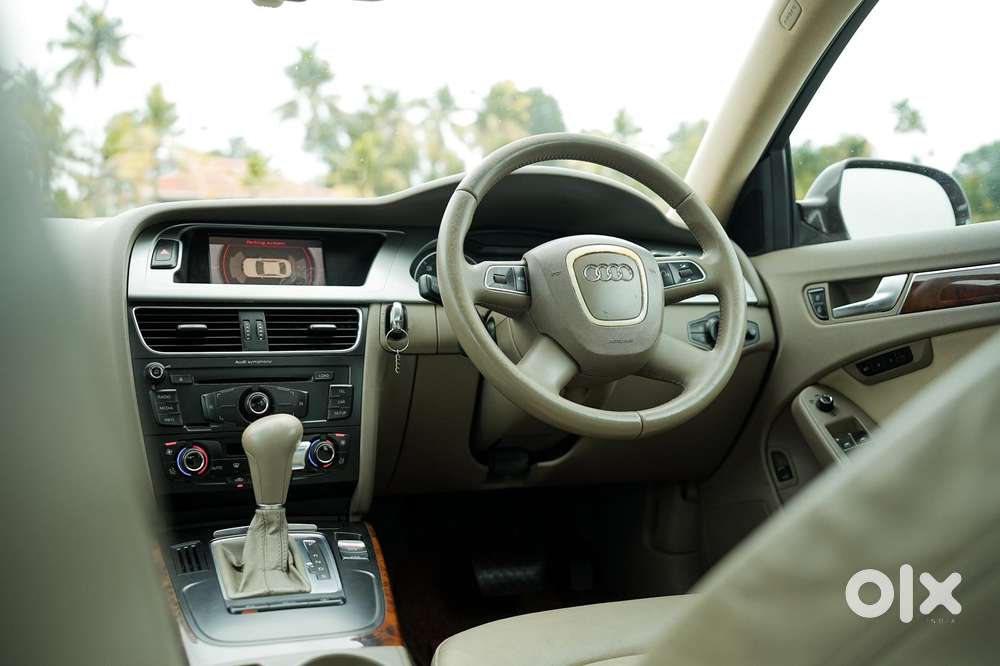 Audi A4 2.0 Tdi Premium With Sunroof, 2011, Diesel