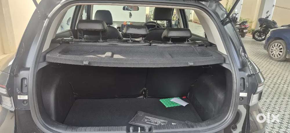 Hyundai Venue Plus Petrol Manual 2024