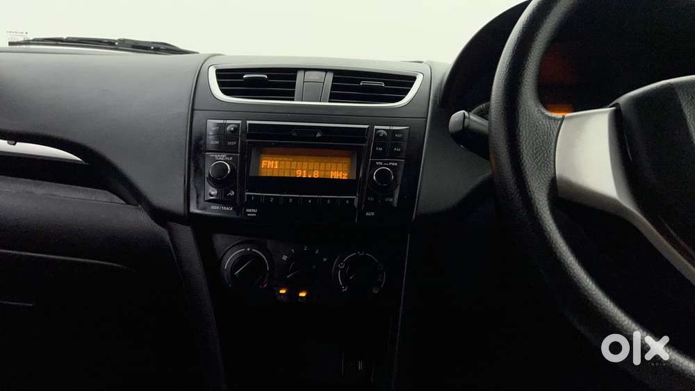 Maruti Suzuki Swift Vvt Vxi, 2015, Petrol