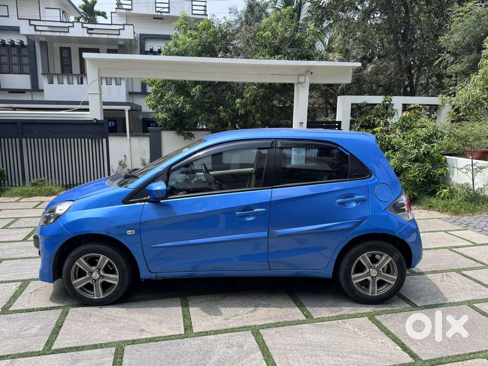 Honda Brio 2011-2013 V Mt, 2013, Petrol