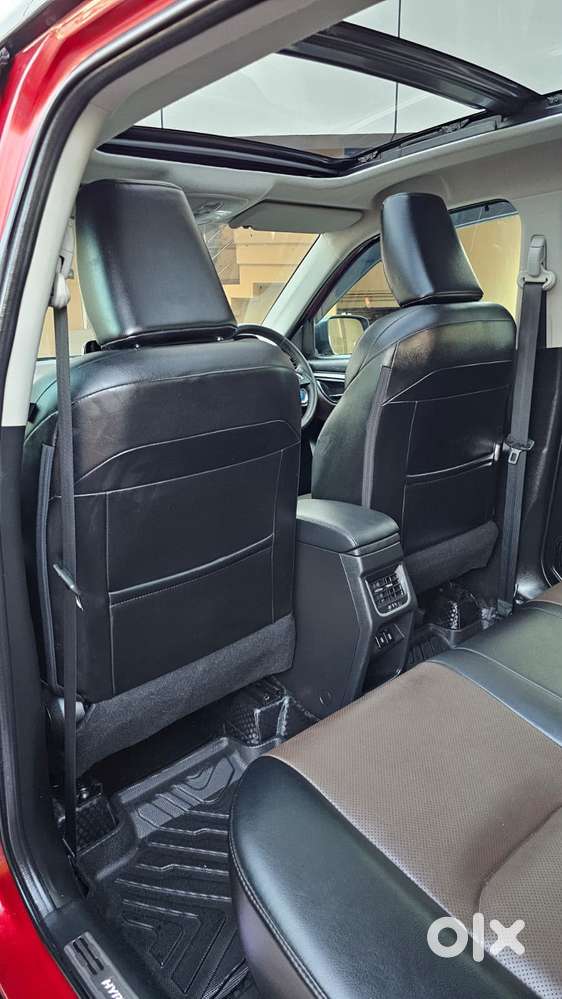 Toyota Urban Cruiser Hyryder 1.5 V Hybrid, 2024, Petrol