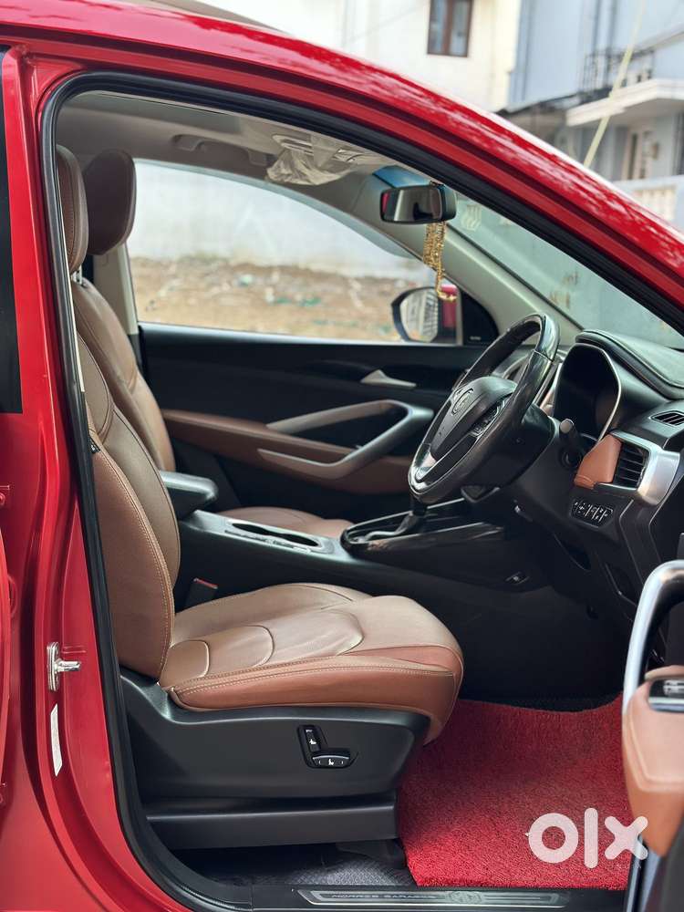 Mg Hector Plus 1.5 Sharp Turbo Cvt 6 Str, 2021, Petrol