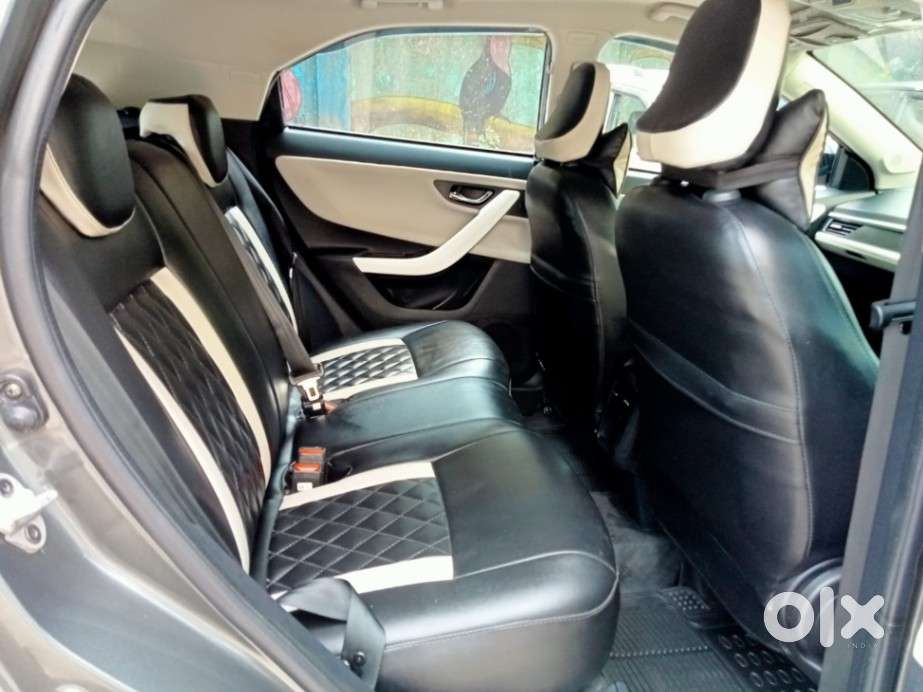 Tata Nexon Creative Plus S 1.2 Revotron Petrol 6 Amt, 2025, Petrol