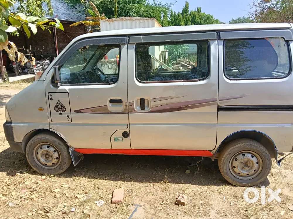 Maruti Suzuki Eeco 2013 Cng & Hybrids 274950 Km Driven