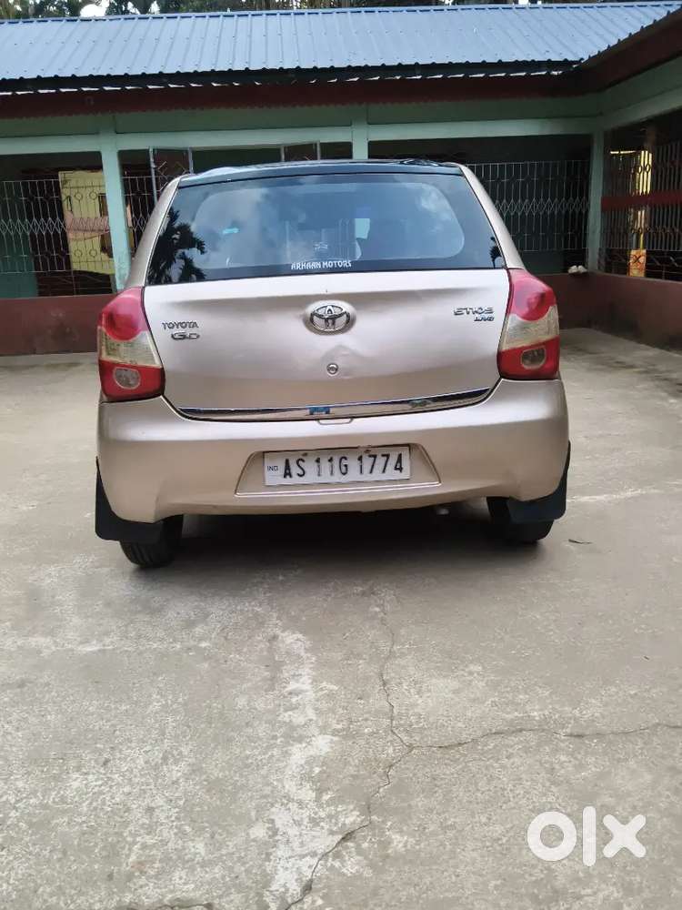 Toyota Etios Liva 2013 Diesel 130000 Km Driven