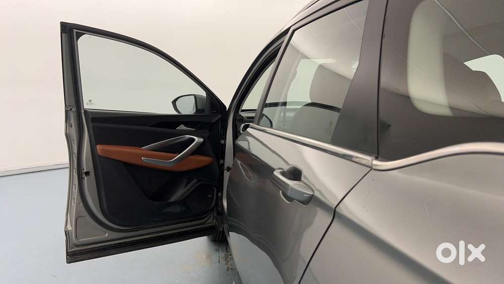 Mg Hector Plus Sharp Hybrid 1.5 Mt, 2021, Petrol