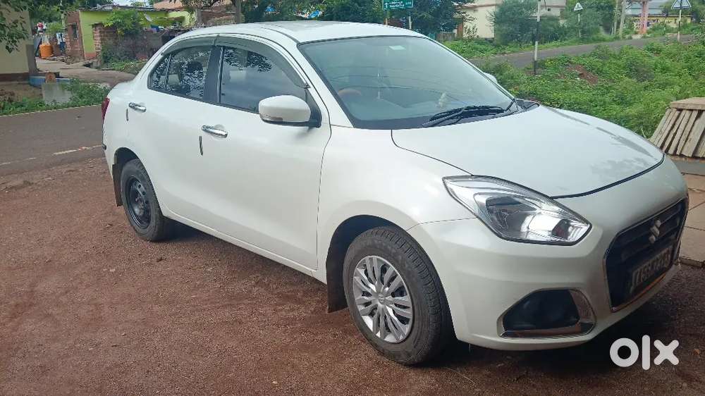 Maruti Suzuki Dzire 1.2 Vxi Cng 2024