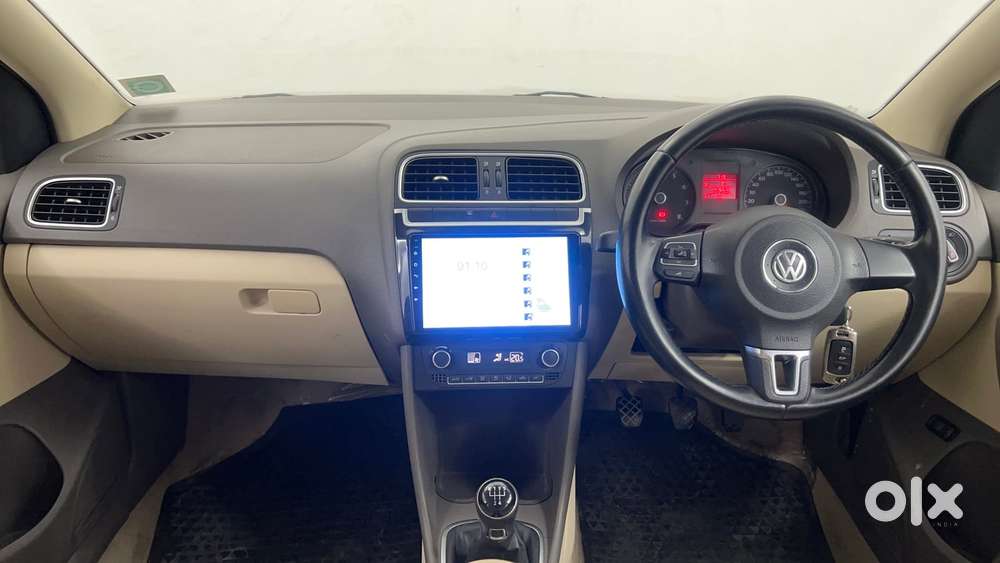 Volkswagen Vento Petrol Highline, 2014, Petrol