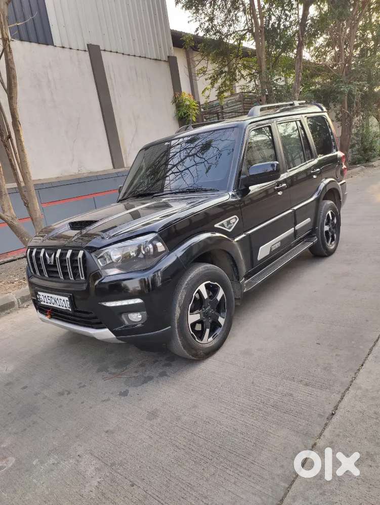 Mahindra Scorpio Classic 2022 Diesel 47200 Km Driven