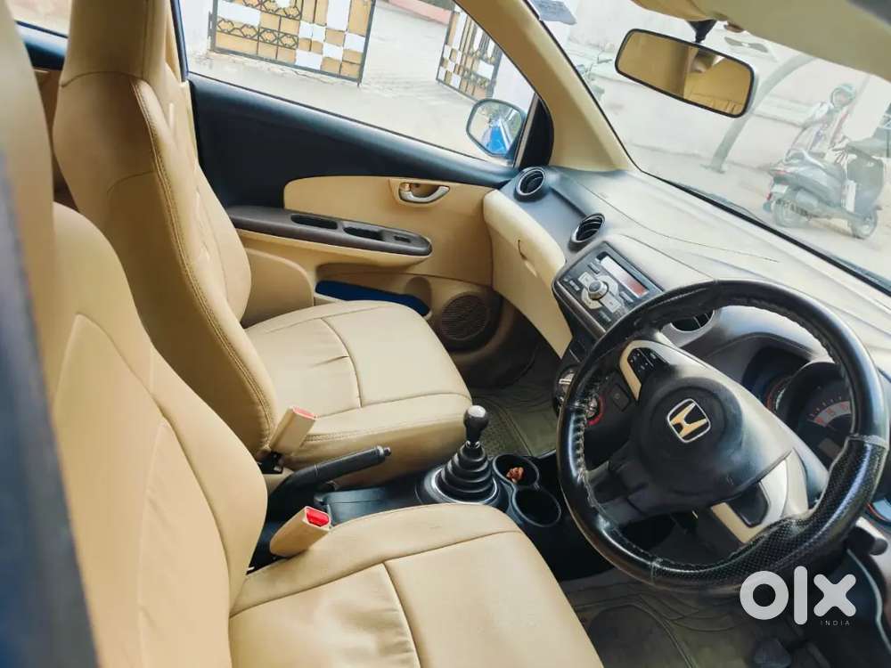 Honda Brio Petrol & Manual 2011