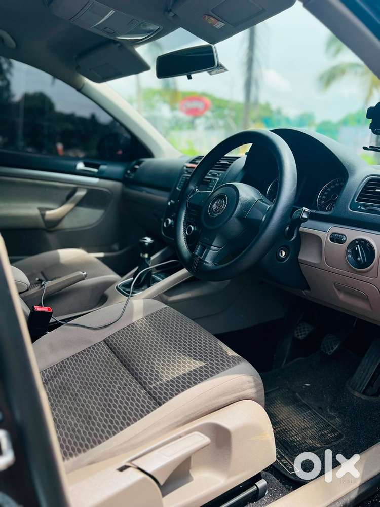 Volkswagen Jetta  2.0 Tdi
